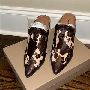 Donald Pliner Cow Print Calf Hair Nishaeh Mules